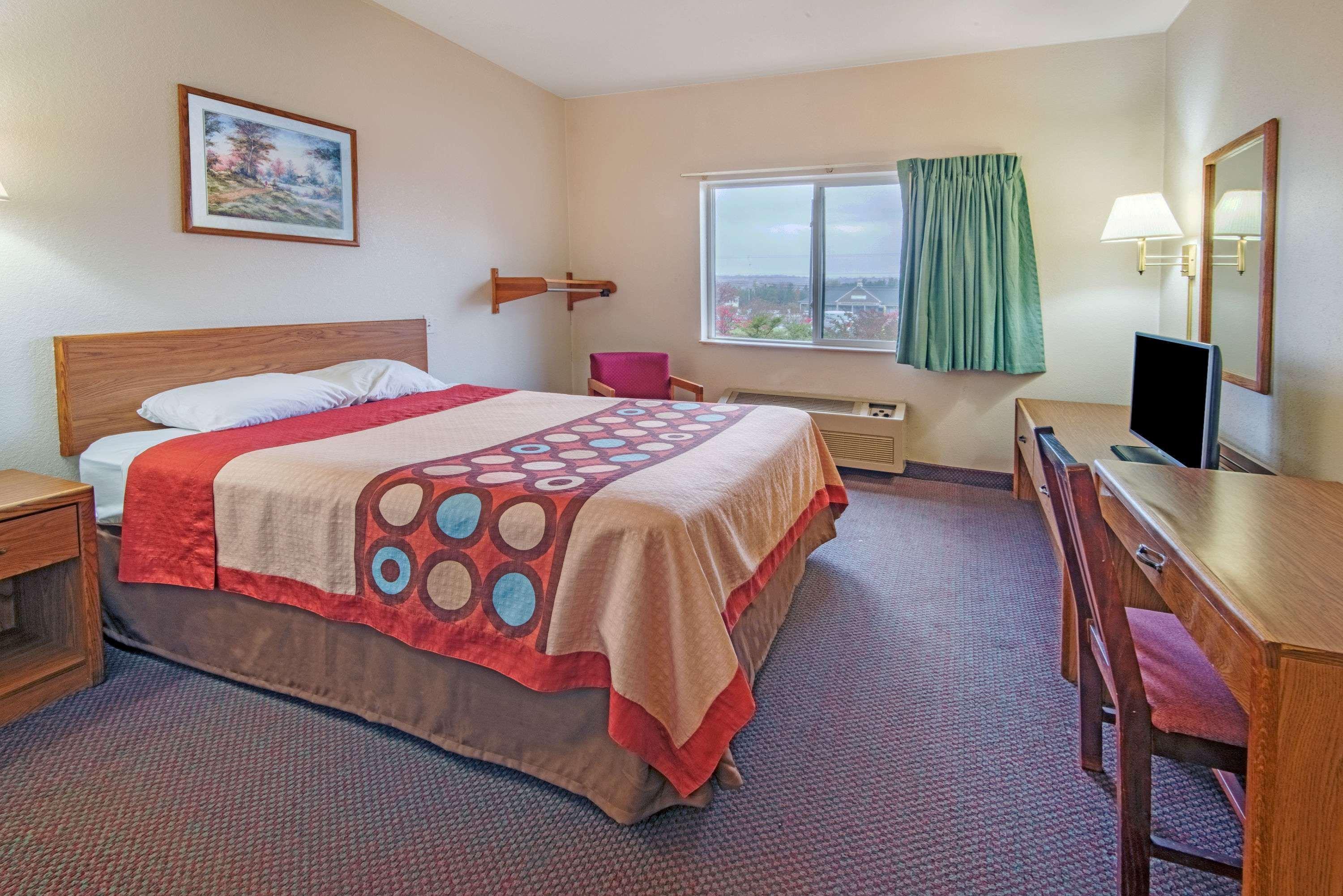 Super 8 By Wyndham Richfield Cleveland Hotel Exterior foto